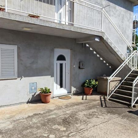 סנג' Apartment Biondic מראה חיצוני תמונה